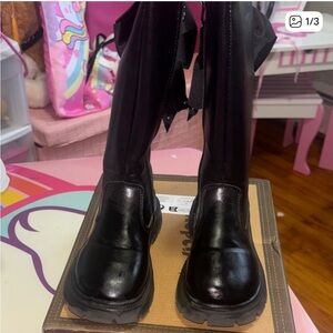 Stylish Black kid Boots